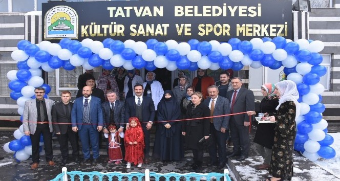 Tatvan Belediyesi Kültür, Sanat ve Spor Merkezi açıldı