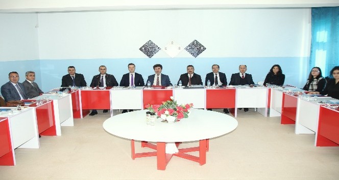 Üniversite Senatosu Musabeyli’de toplandı