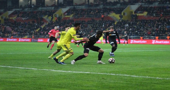 Ziraat Türkiye Kupası: Kayserispor: 0 - Fenerbahçe: 0 (İlk Yarı)