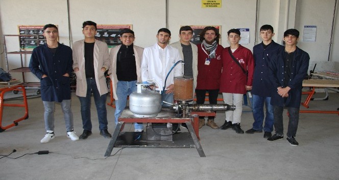 Diyarbakırlı öğrenciler itme kuvvetli LPG’li jet motoru yaptı