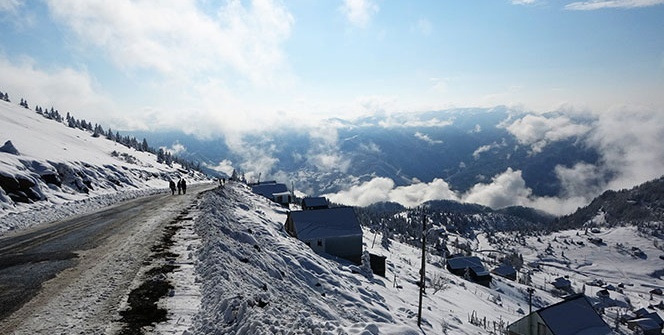 Trabzon yaylalarında kar manzaraları
