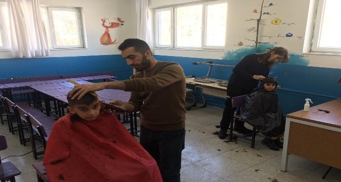 Uludere’de Kuaförüm Köyümde Projesi