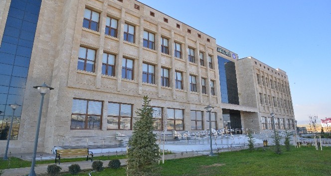 KAEÜ’si Tıp Fakültesi yeni binasına taşınıyor