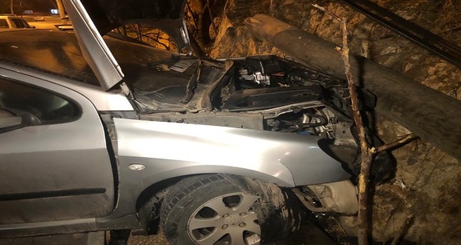Ankara’da iki ayrı trafik kazası: 5 yaralı