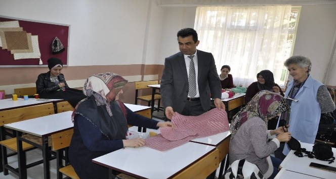 Safranbolu’da Halk Eğitim kurslarına yoğun talep