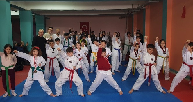 Erzurumlu Tekvando Antrenörü Türkiye’ye sporcu yetiştiriyor