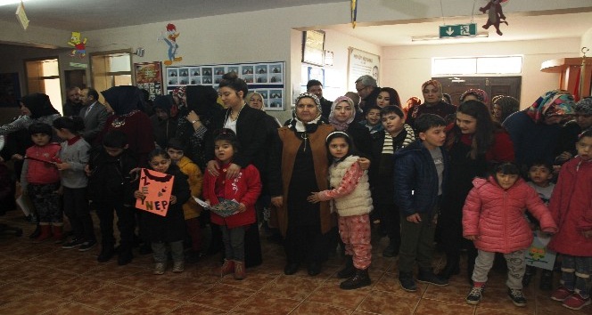 Zihinsel engelli öğrenciler dönemin son İstiklal Marşı’nı okudu
