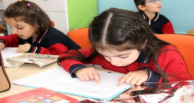Yozgat’ta 73 bin öğrenci karne heyecanı yaşadı