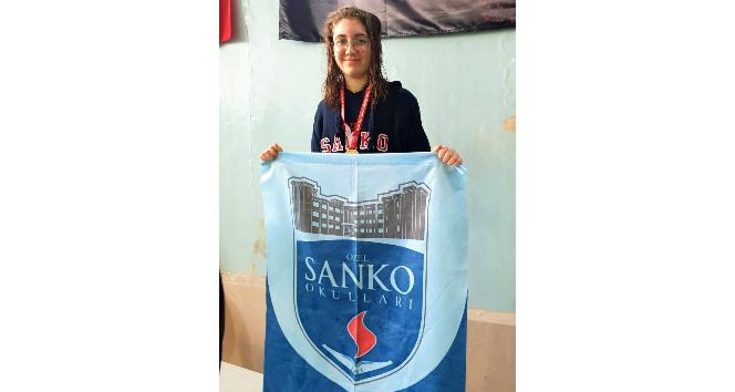 SANKO Okullarının yüzme başarısı