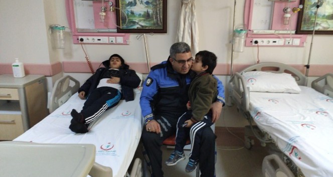 Mahalle Polisi Onat, iki kardeşe kirve oldu