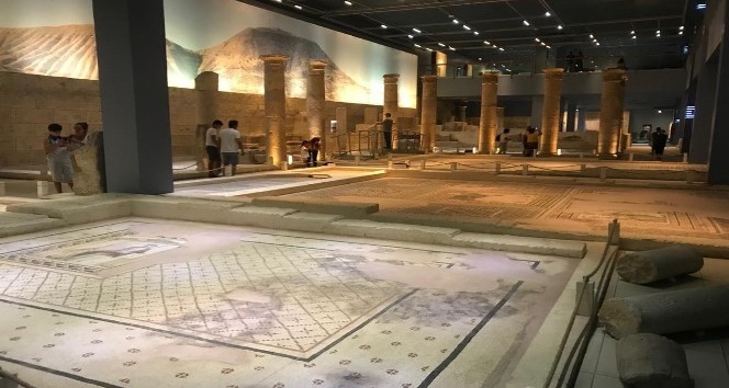 Zeugma Mozaik Müzesi’nde 3 kişi görevden uzaklaştırıldı