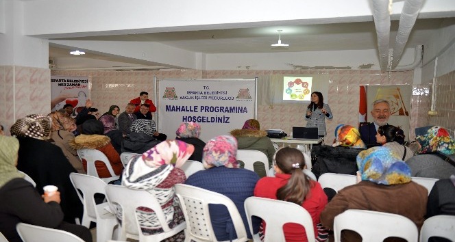 Isparta Belediyesi sağlığa yönelik eğitim seminerlerini mahallelere taşıdı