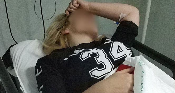 Genç kadın babasıyla tartışan kardeşi tarafından kazara bıçaklandı