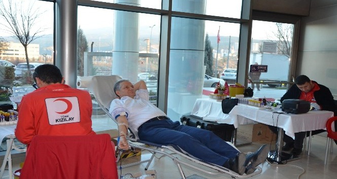 Kan ve kök hücre bağışına Medikar Hastanesi’nden destek