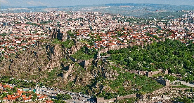 Asırlık Ankara Kalesi Başkent’e ışık saçacak