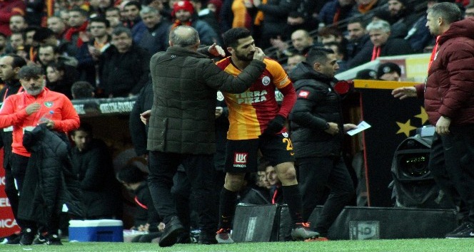 Galatasaray ligin ikinci yarısına galibiyetle başladı