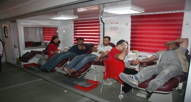 Kilis’in köylerinde kan bağış kampanyası başlatıldı
