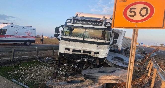 Nusaybin ipek yolunda trafik kazası: 2 yaralı