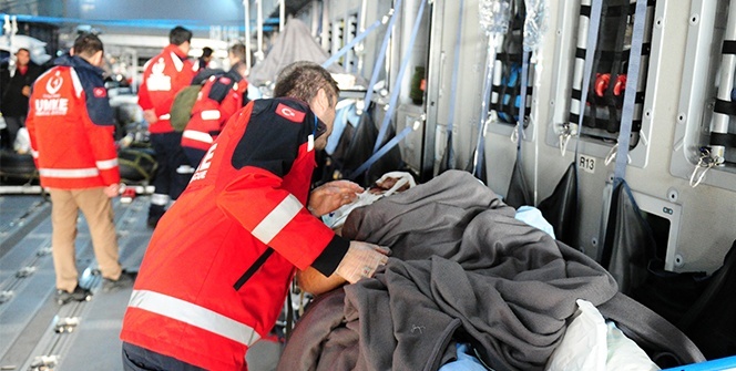 Bakan Koca: 'Toplam 17 hastanın 10 tanesini Türkiye’ye getirmiş olduk'