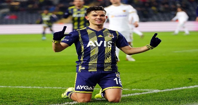 Ziraat Türkiye Kupası: Fenerbahçe: 2 - Kayserispor: 0 (İlk yarı)