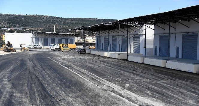 Büyükşehir Belediyesi, çileğin merkezi Atayurt’ta altyapı atağı başlattı