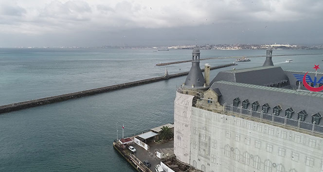Restorasyon çalışmalarında sona gelinen Haydarpaşa Garı havadan görüntülendi