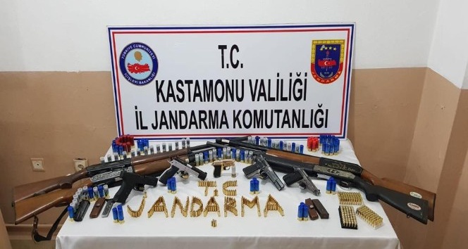 Kastamonu’da jandarma ekiplerinden silah operasyonu