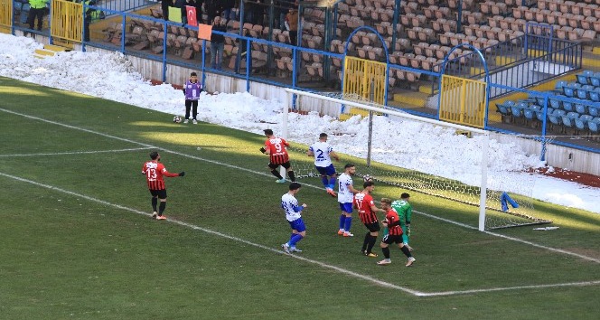 TFF 2. Lig: Kardemir Karabükspor: 0 - Vanspor: 4