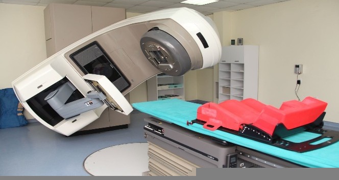 Atatürk Devlet Hastanesi’nde radyoterapi hizmeti devam ediyor