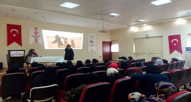 "Bilinçli Tüketim Tasarruf" eğitimi verildi