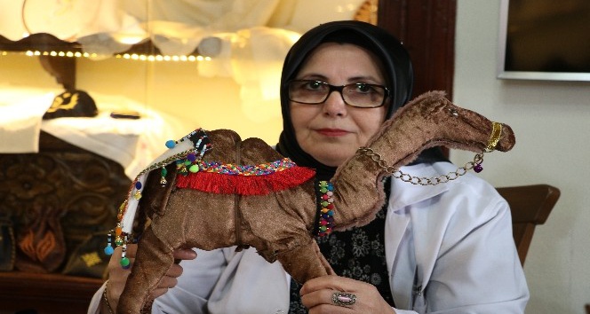 Kelle paça kemikleri deveye dönüşüyor