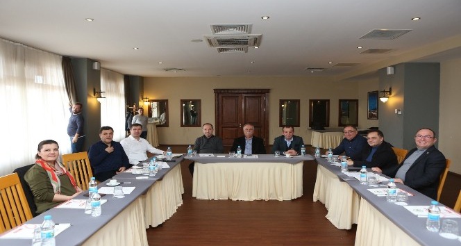 CHP’li belediye başkanlarının toplantısı sona erdi