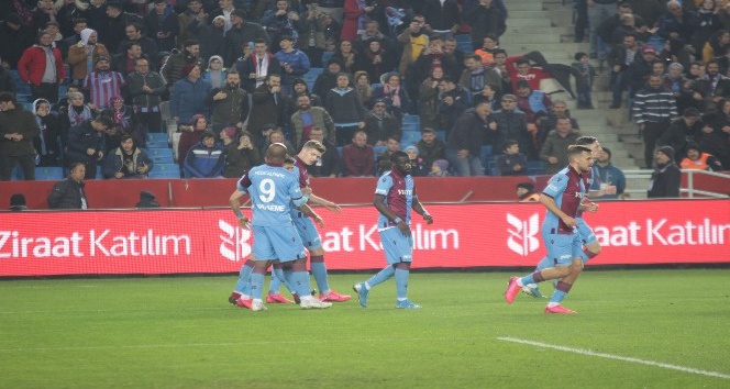Ziraat Türkiye Kupası: Trabzonspor: 3 -  B. B. Erzurumspor: 0 (İlk yarı)