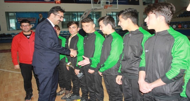 Hakkari’de ‘Kulüplerarası Basketbol Ligi’ maçları sona erdi