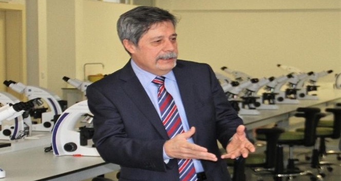 Atılım Üniversitesi Tıp Fakültesi Dekanı Prof. Dr. Uğur Gönüllü: “Korona virüsler aslında çok yakından tanıdığımız virüsler”