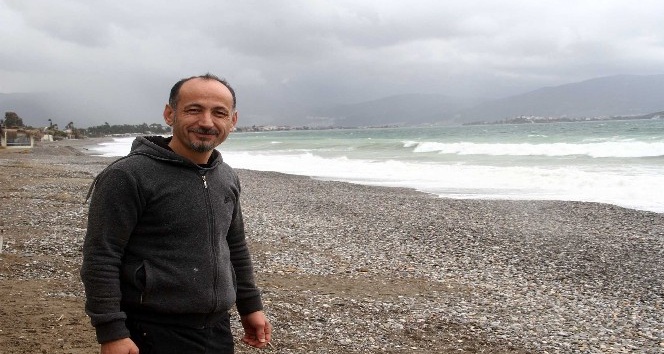 Fethiye’de şiddetli rüzgar yüksek dalgalar oluşturdu