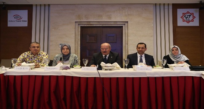 ATO Başkanı Baran yabancı öğrencilerle bir araya geldi