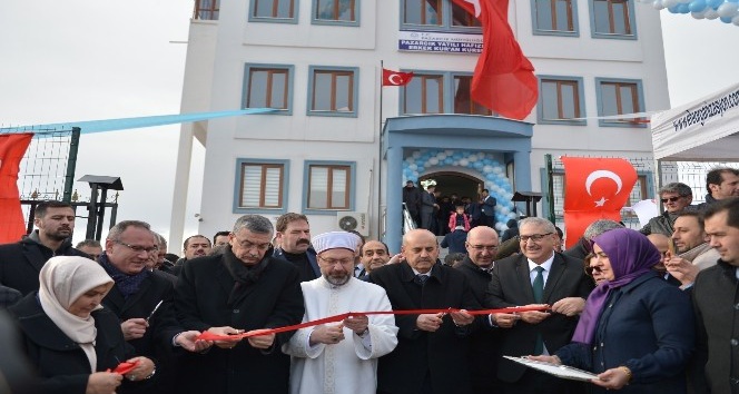 Diyanet İşleri Başkanı Erbaş Pazarcık’ta yurt açılışına katıldı