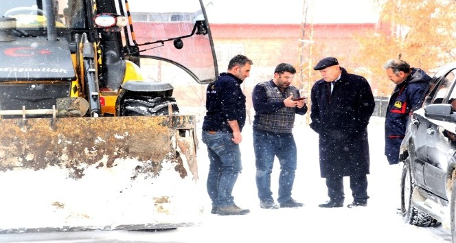 Bayburt Belediyesi’nden karla mücadele seferberliği