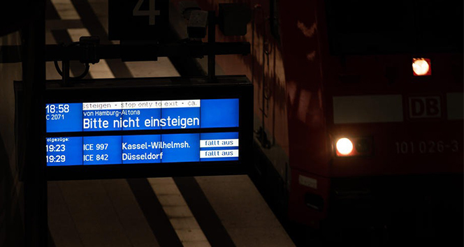 Almanya’daki tüm tren seferleri iptal edildi