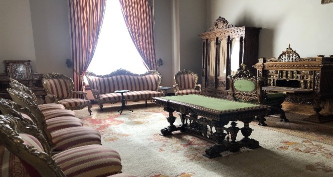 II. Abdülhamid’in 6 sene hapis hayatı yaşadığı ve hayatını kaybettiği Beylerbeyi Sarayı’ndaki odası görüntülendi