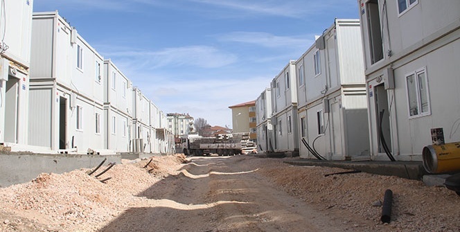 Çift katlı konteyner kent 5 gün sonra bitecek, 456 depremzede aile yerleşecek