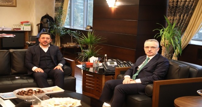 Başkan Arı, Ankara’da temaslarda bulundu