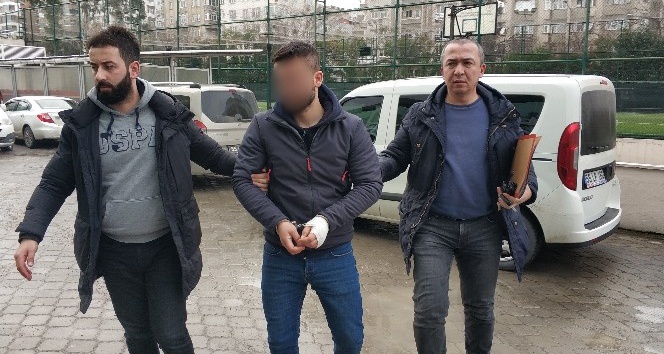 Samsun’da bıçaklı kavga: 2 yaralı