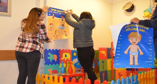 Aile İçi Şiddetle Mücadele Bürosunda, çocuklar için mini oyun parkı kuruldu