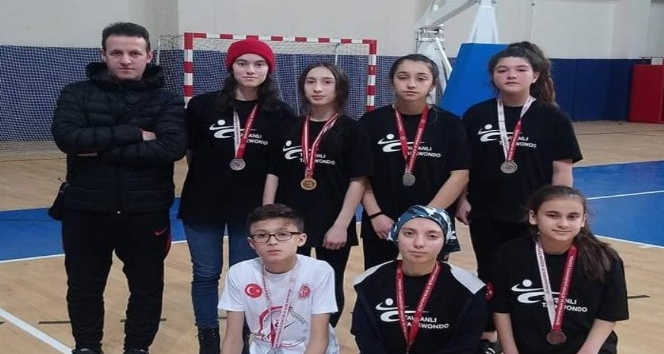 Tavşanlı Taekwondo sporcularının başarısı