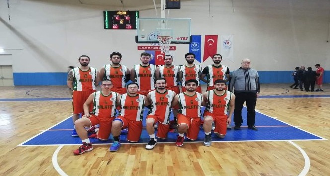 Büyükşehir Erkek Basketbol Takımı sezonu namağlup tamamladı