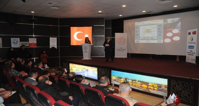 Vali Pehlivan, Cizre’de proje tanıtım toplantısına katıldı