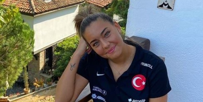 Survivor Aycan Yanaç kimdir? Survivor 2020 Aycan yaşı kaç, NE İŞ YAPIYOR?