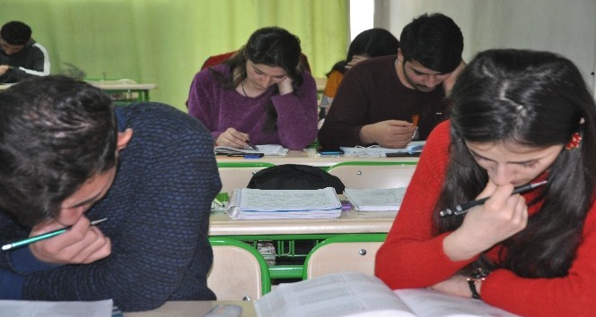 Yüksekovalı öğrencilerden ‘sınav merkezi’ talebi